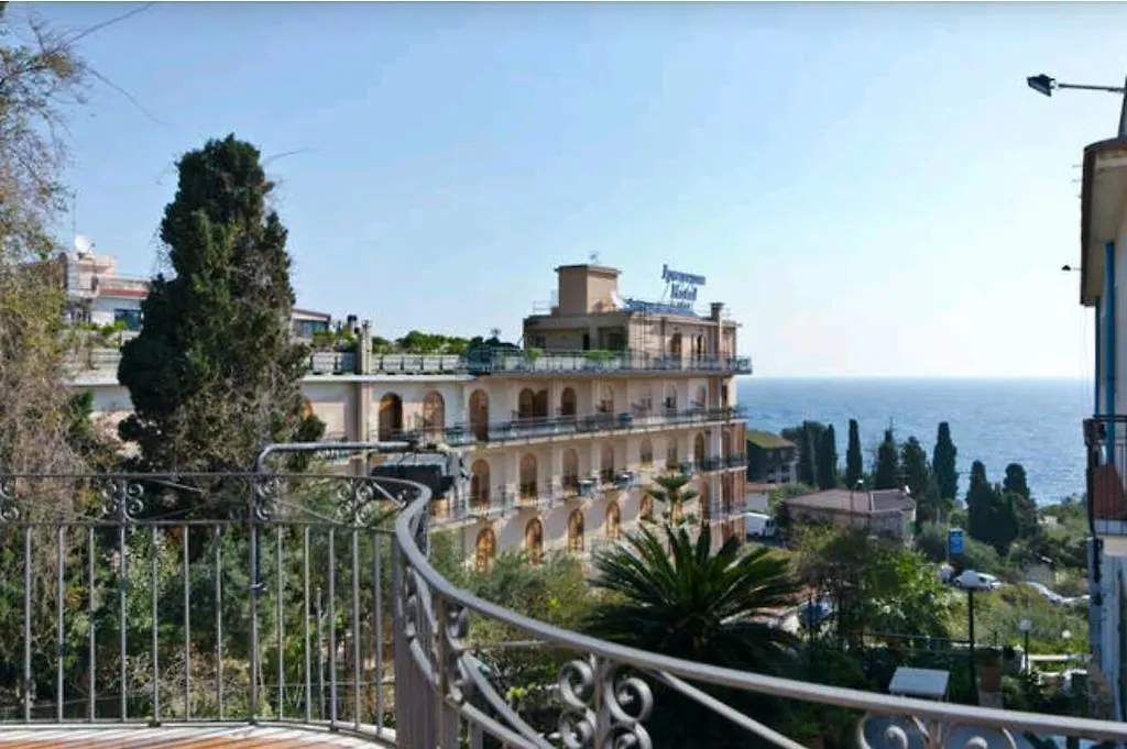 Villa Moschella Taormina 0*,